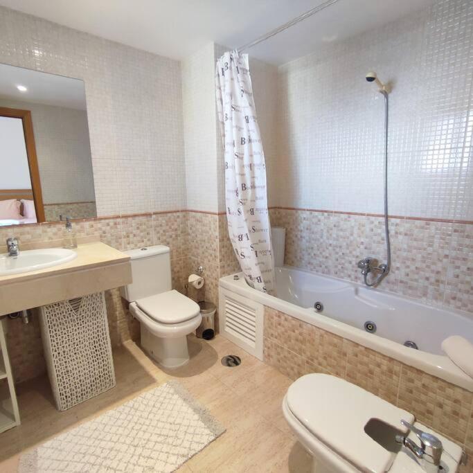 Casinha Dos Passis Apartment Quarteira Bagian luar foto
